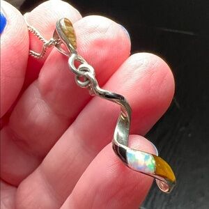 Vintage Zuni Style Sterling Silver Inlaid Gemstone Spiral Twist Pendant Necklace